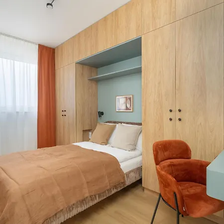 Unique 2-bedroom On The 10th Floor With Free Garage By Renters Lejlighed